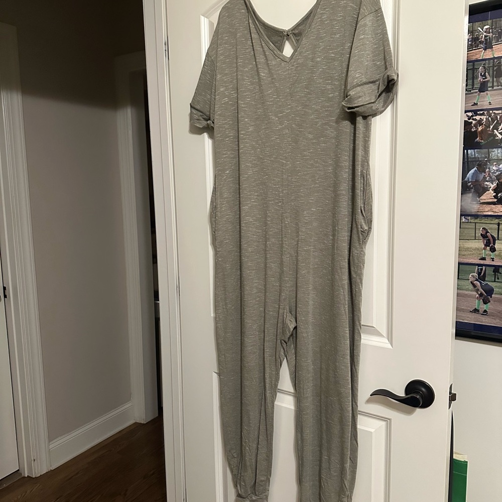 Casual Gray Jumpsuit